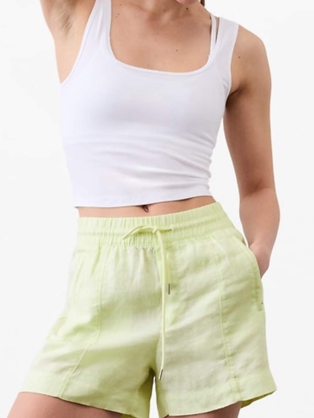 ATHLETA Retreat Linen Mid Rise 4" Short. Key Lime. XL